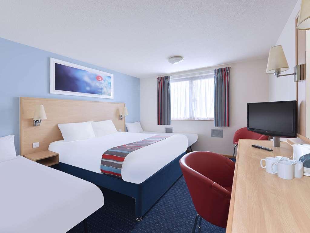 Travelodge Glasgow Airport Hotel Phòng bức ảnh