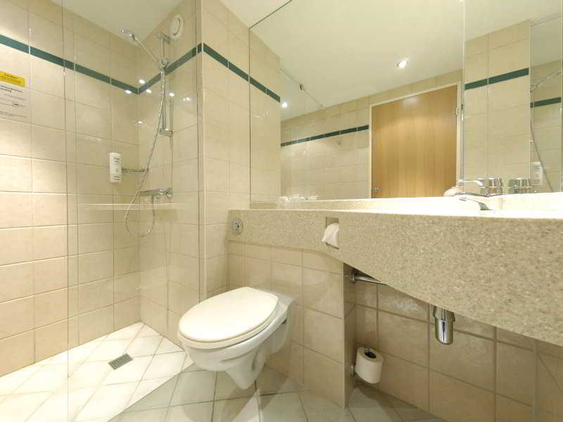 Travelodge Glasgow Airport Hotel Ngoại thất bức ảnh