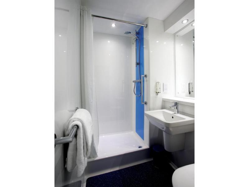 Travelodge Glasgow Airport Hotel Ngoại thất bức ảnh